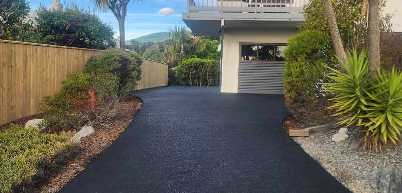 Concrete & Asphalt Driveways