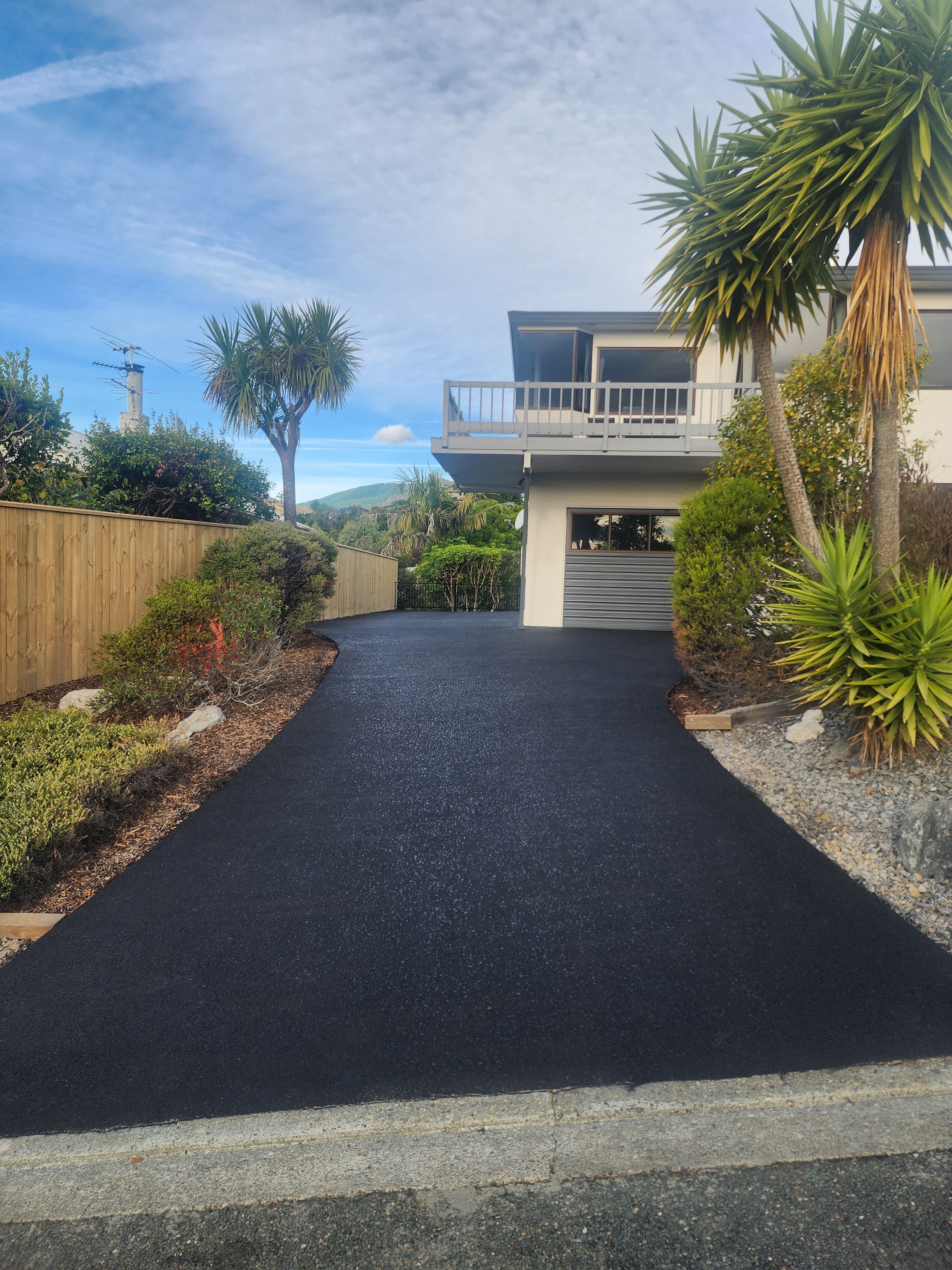 Concrete & Asphalt Driveways