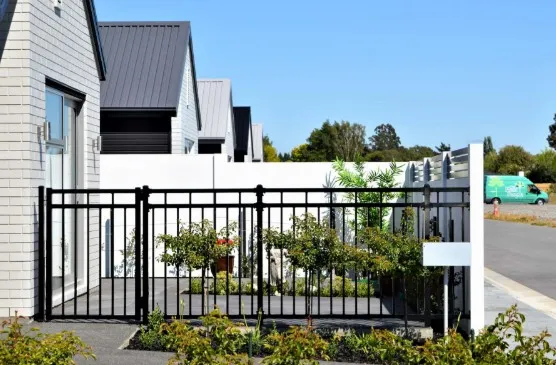 Fentec Mansion aluminum fence system